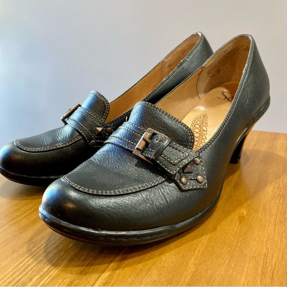 Sofft Shoes - Sofft navy comfort heeled loafers 7